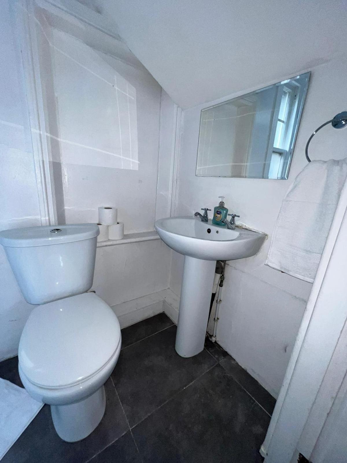 Islington Budget Guesthouse لندن المظهر الخارجي الصورة
